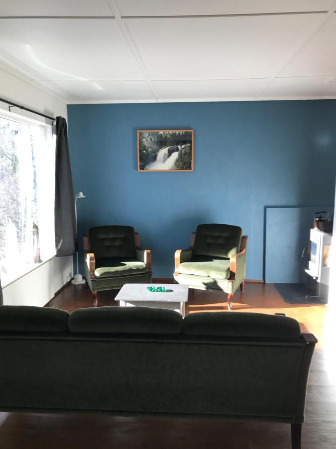 Furulund Pensjonat Ron Exterior foto