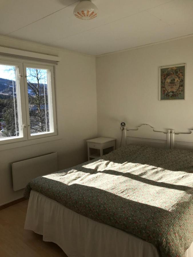 Furulund Pensjonat Ron Exterior foto